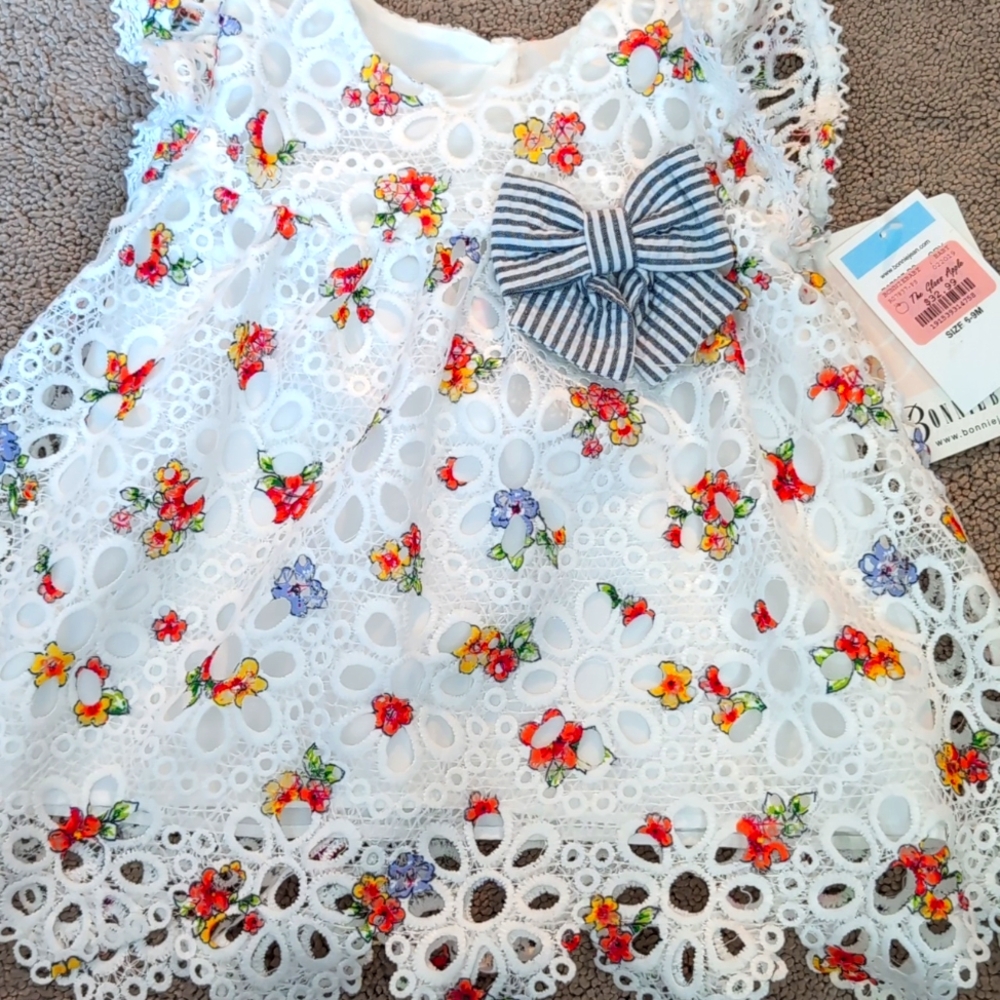 Bonnie baby flower lace dress size 6-9moths